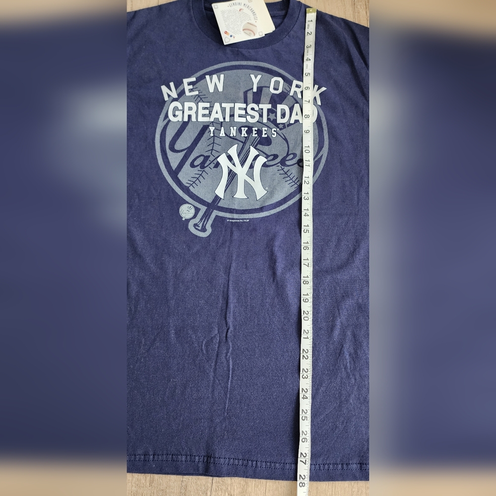 NWT MLB New York Yankees Greatest Dad‎ Men's Medium T-shirt - Picture 4 of 6